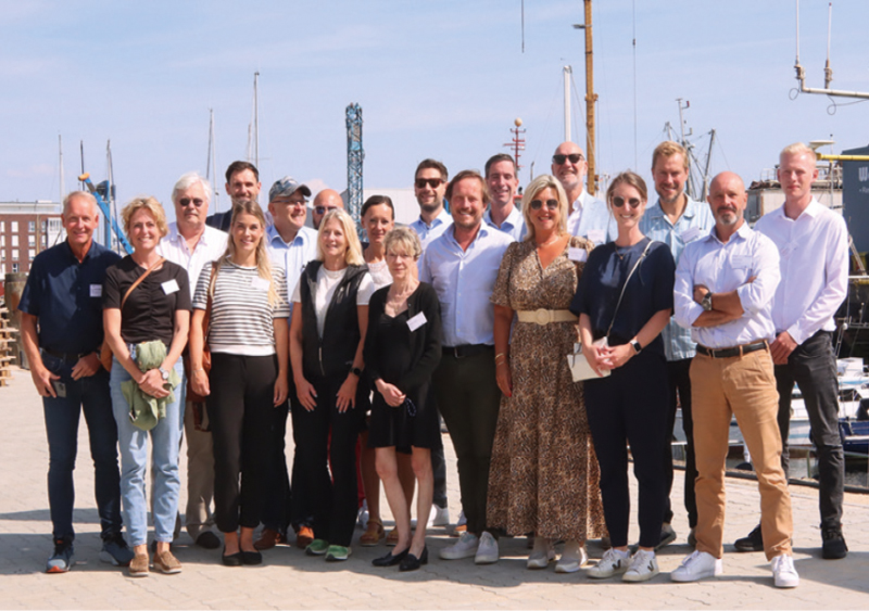 Die Delegation internationaler Fachleute informierte sich im Zuge des Forschungsprojektes DIOL am Standort Cuxhaven.